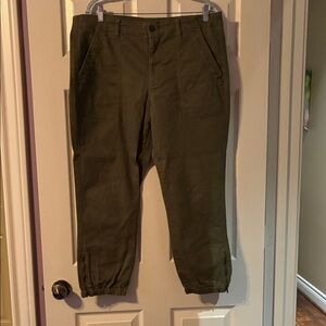 CAbi Green Cropped Pants